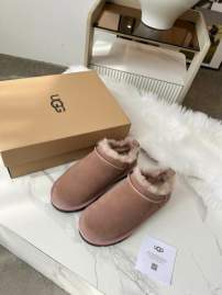 Picture of UGG Shoes _SKUUGGsz35-40HX090419666